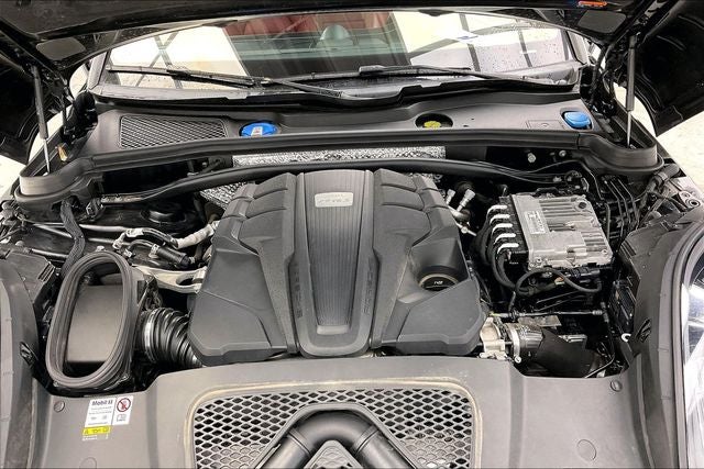 2022 Porsche Macan S