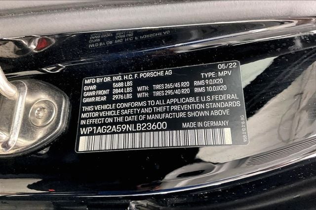 2022 Porsche Macan S