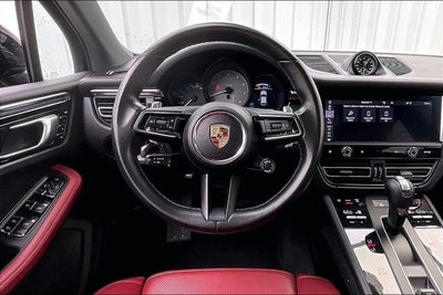 2022 Porsche Macan S