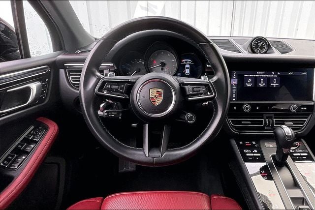 2022 Porsche Macan S