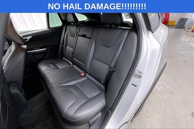 2018 Volvo V60 Cross Country T5