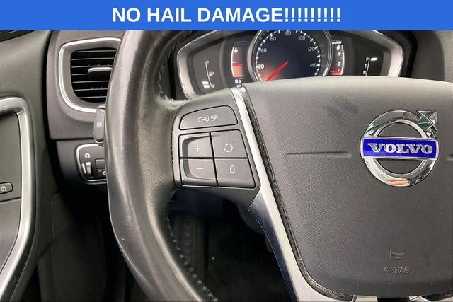 2018 Volvo V60 Cross Country T5
