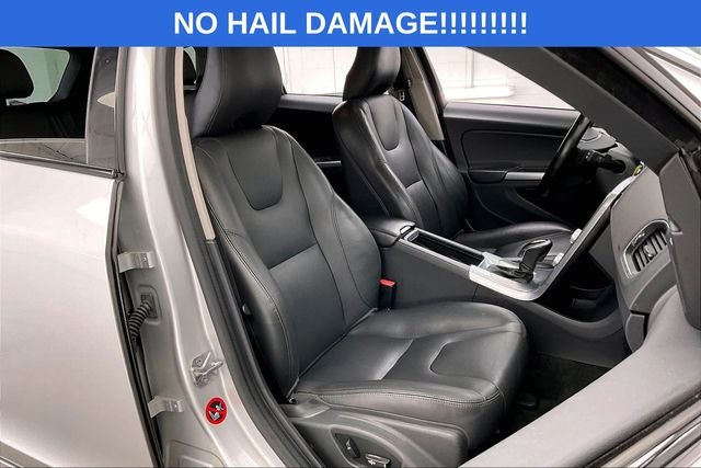 2018 Volvo V60 Cross Country T5